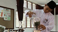 Malaysian Student Creates an Organic Battery