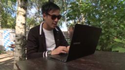 carousal image thumbnail