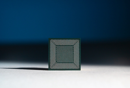 Figure 2. The Intel Labs research chip is expanding the boundaries of compute architecture.