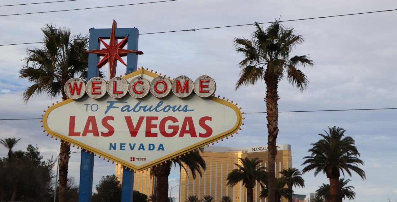 Photo of the “Welcome to Las Vegas” sign, by Jakob Engblom