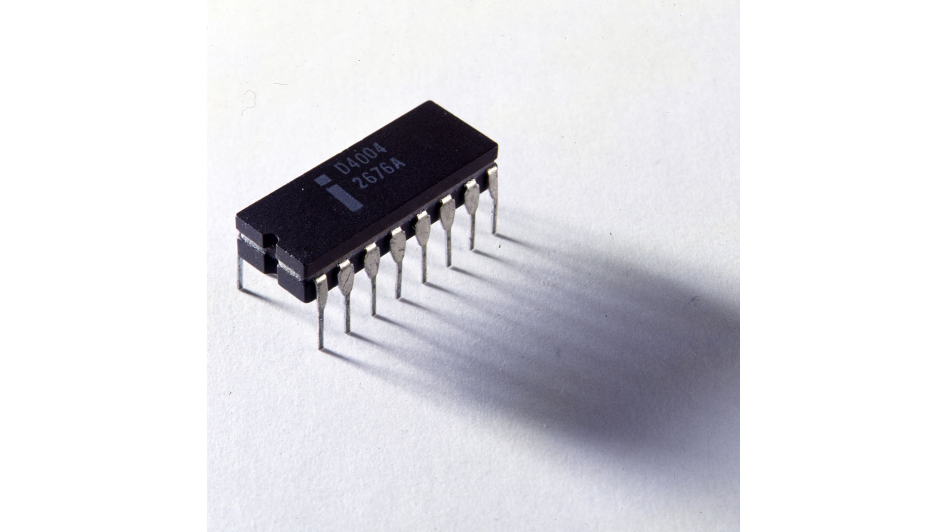 Intel 4004 Computer Microprocessor